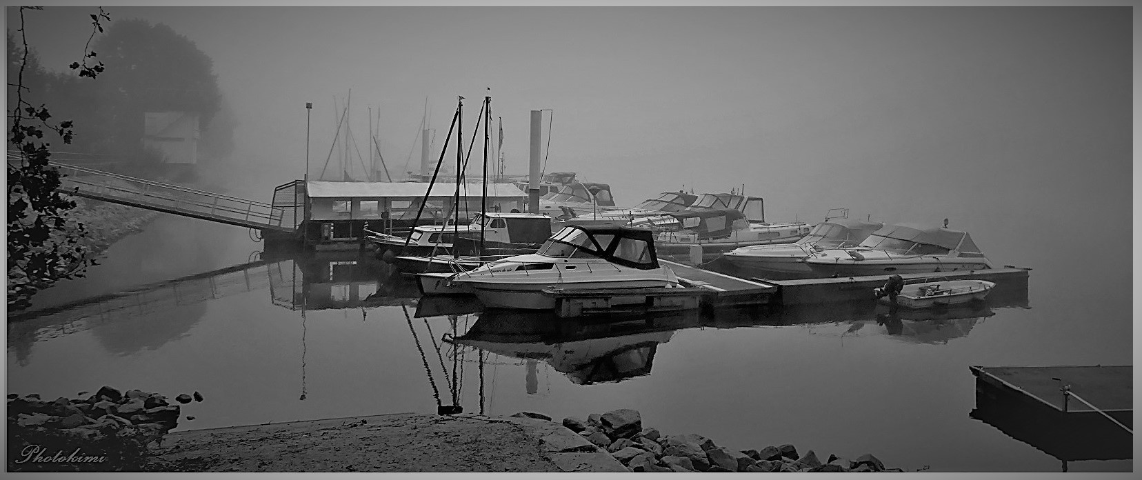 Am Bootshafen Schierstein/Rhein 