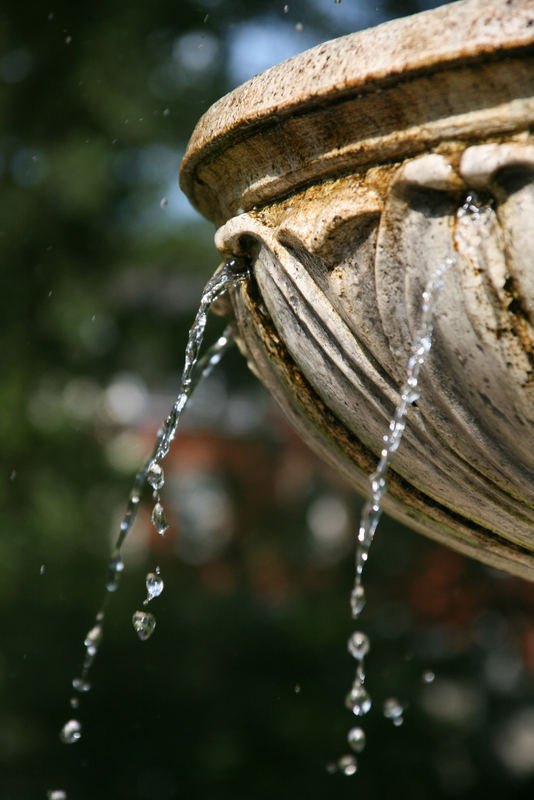 Am Brunnen fließt das Wasser :)