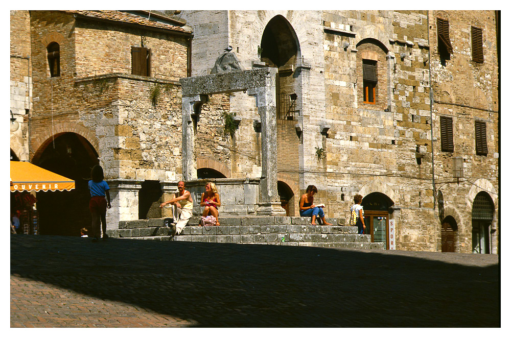 Am Brunnen in San Gimignano