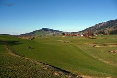 "Am Burgberger Moor mit Blick auf Agathazell und Weitblick nach Rettenberg"