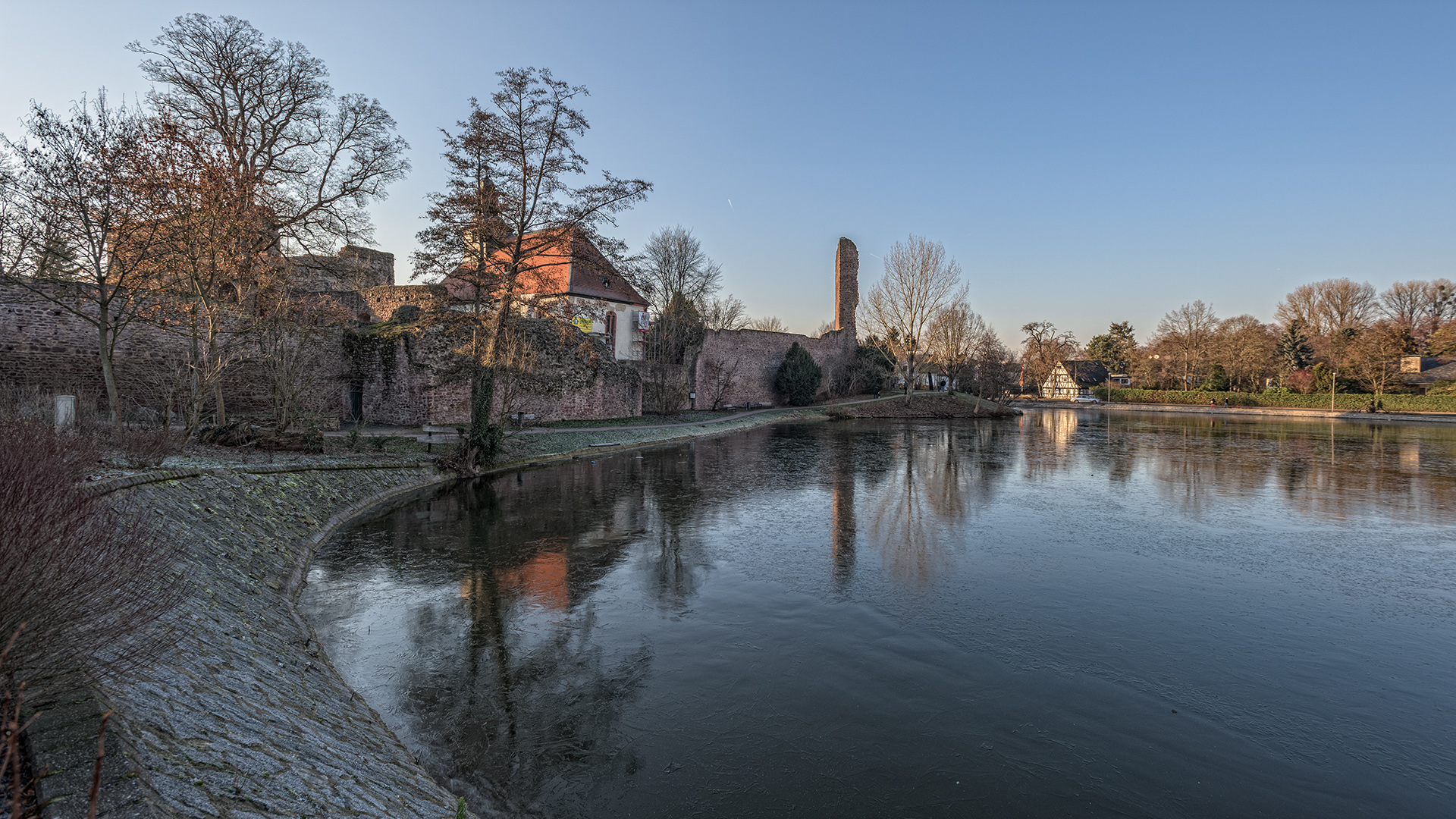 am Burgweiher...