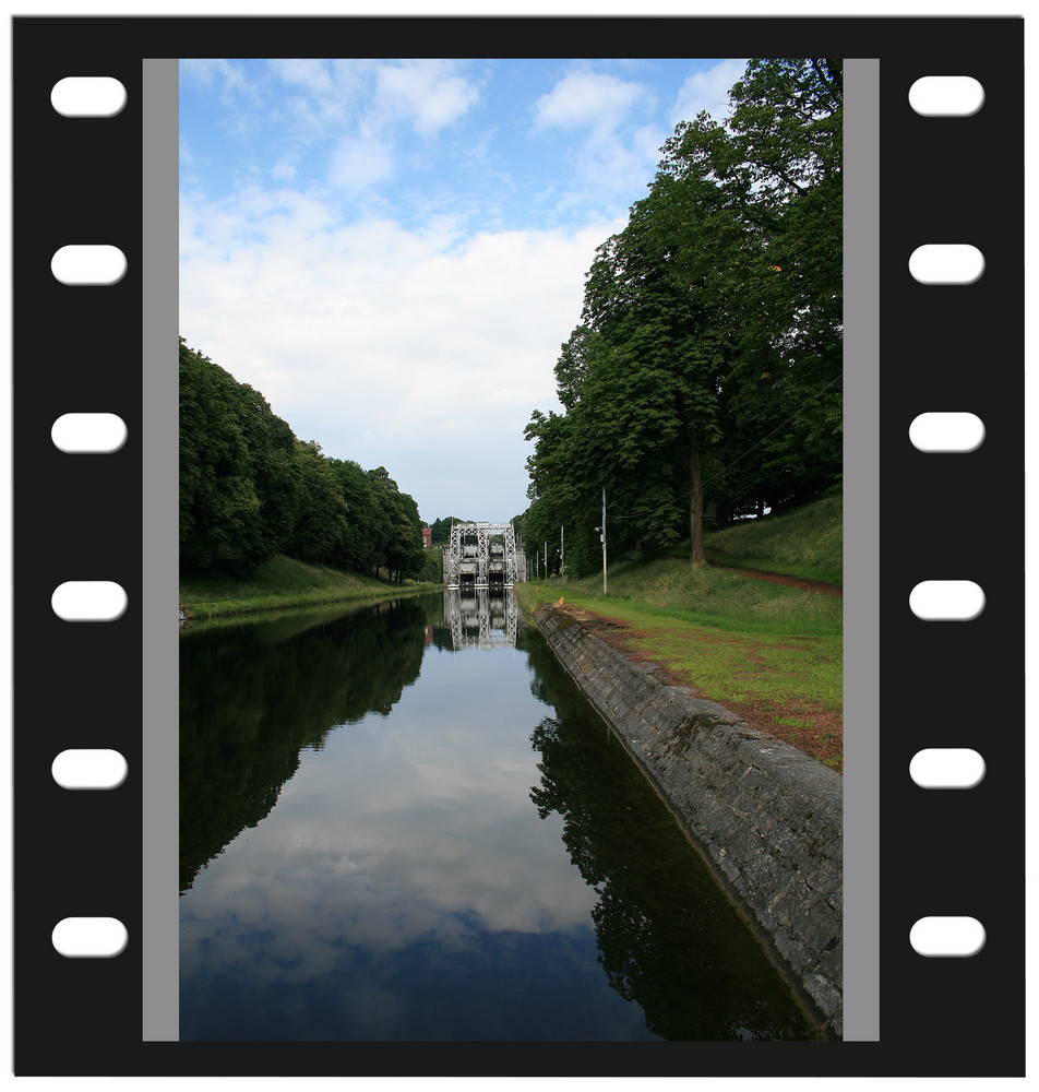 am Canal du Centre/ Belgien