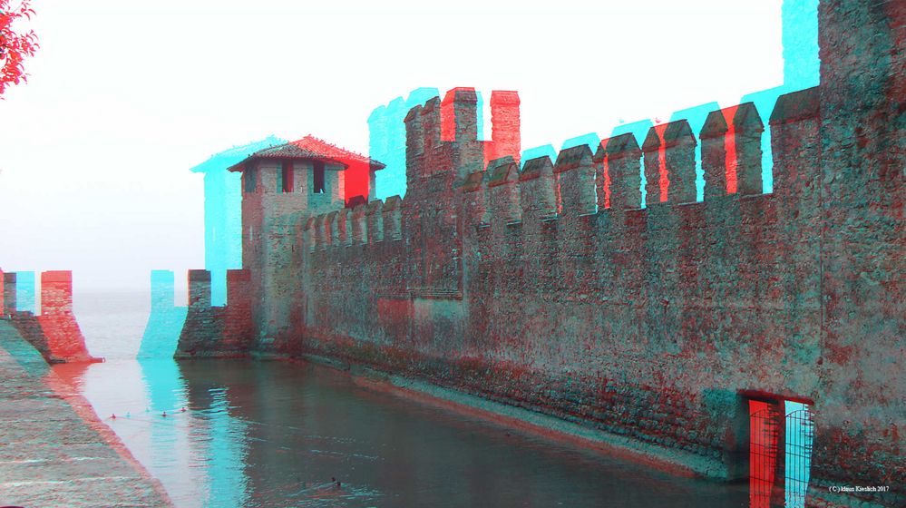 Am Castello Scaligero in Sirmione