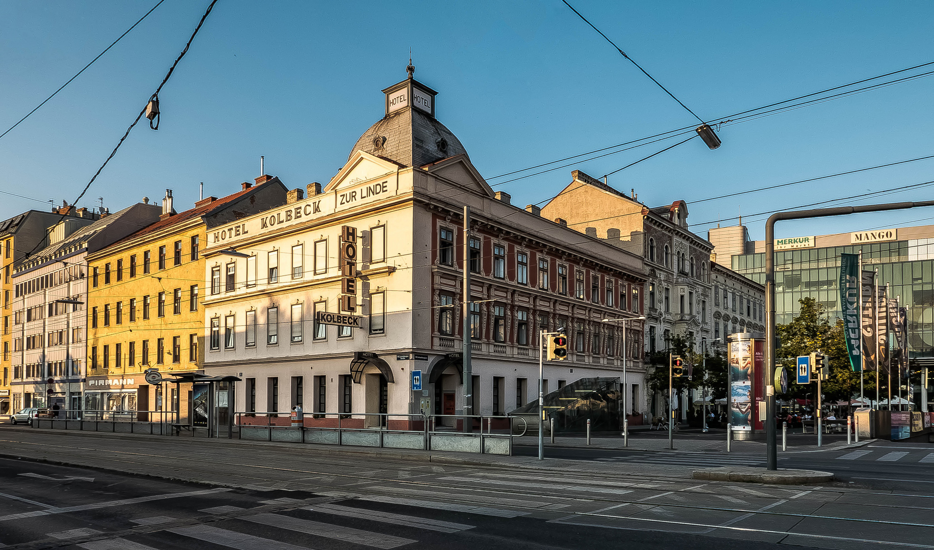 Am Columbusplatz (2)