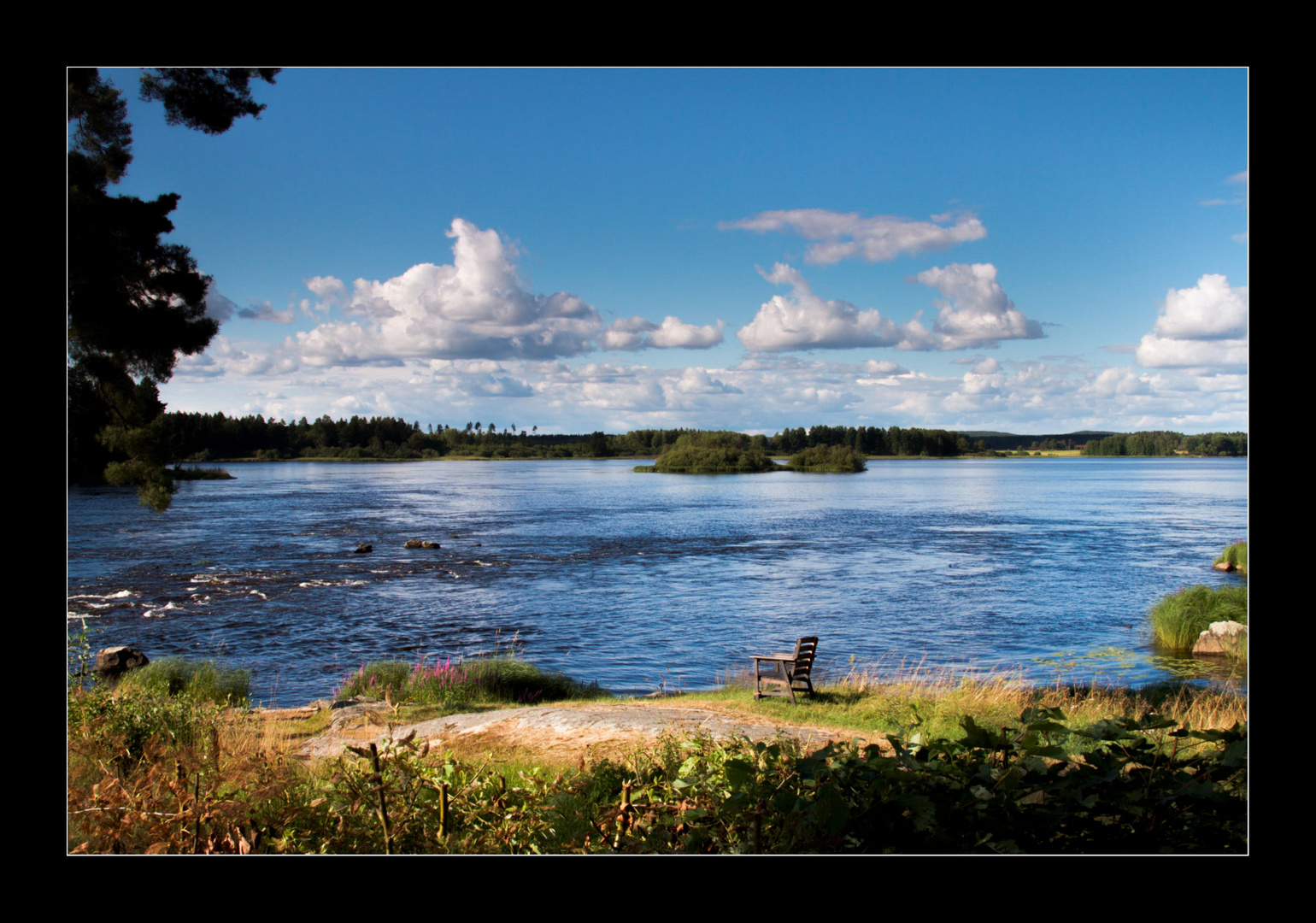 Am Dalälven (Schweden).