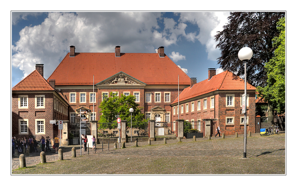 am domplatz  in münster (1)