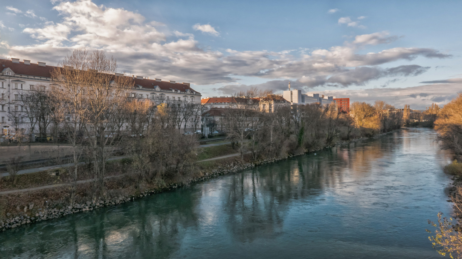 Am Donaukanal (42) 