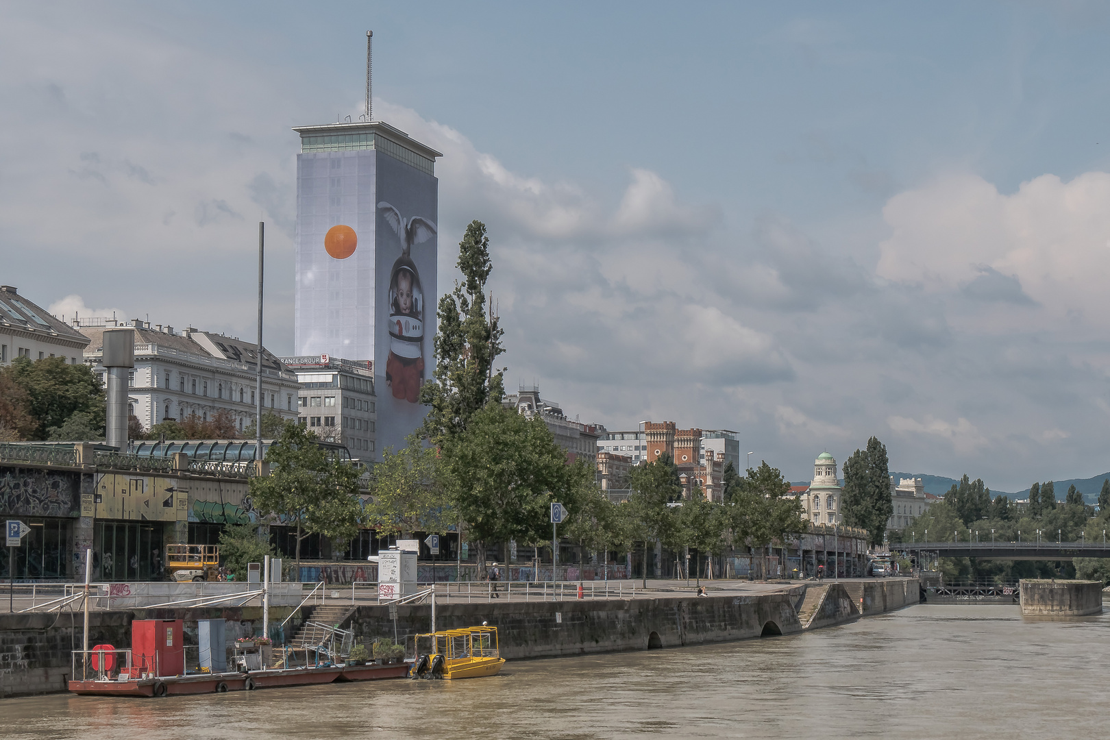 Am Donaukanal (52) 