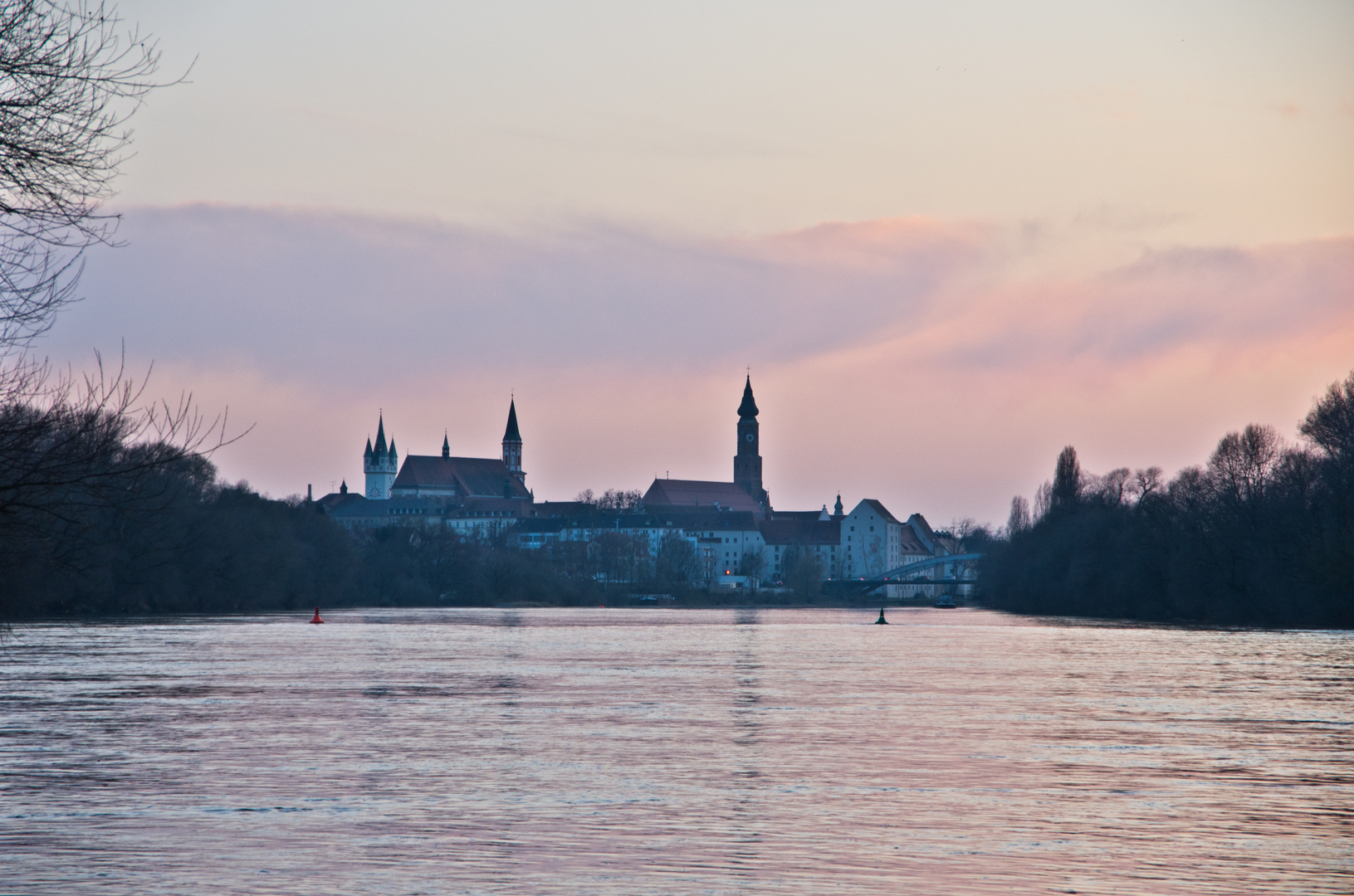 Am Donauufer