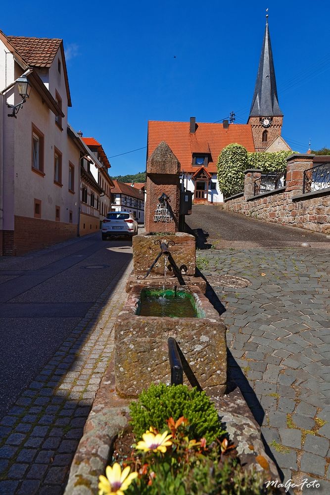 Am Dorfbrunnen