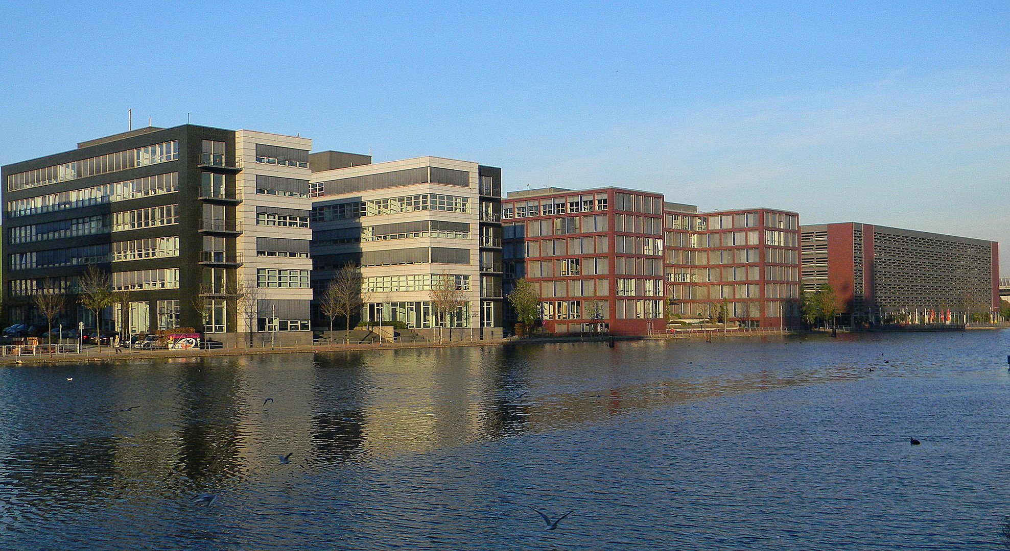 Am Duisburger Innenhafen Teil 2