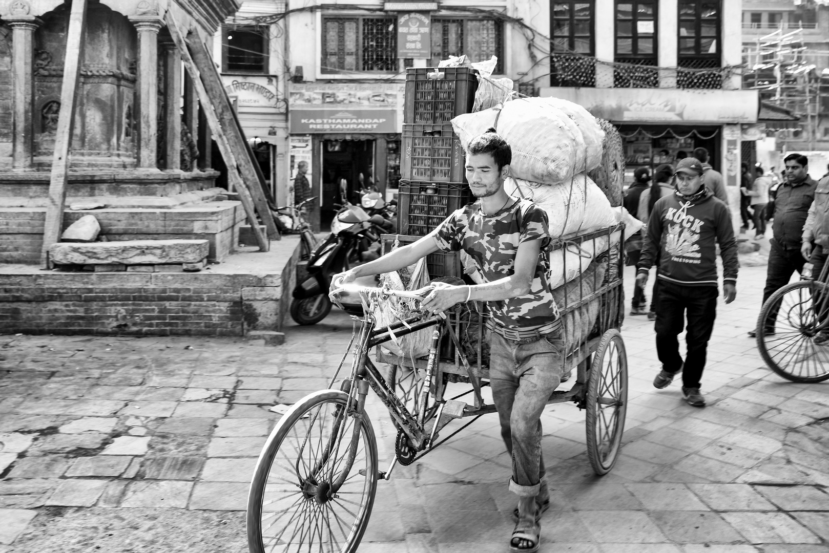 Am Durbar Square 33