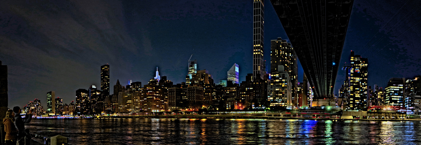 Am East River unter der Queensboro Bridge - Roosevelt Island