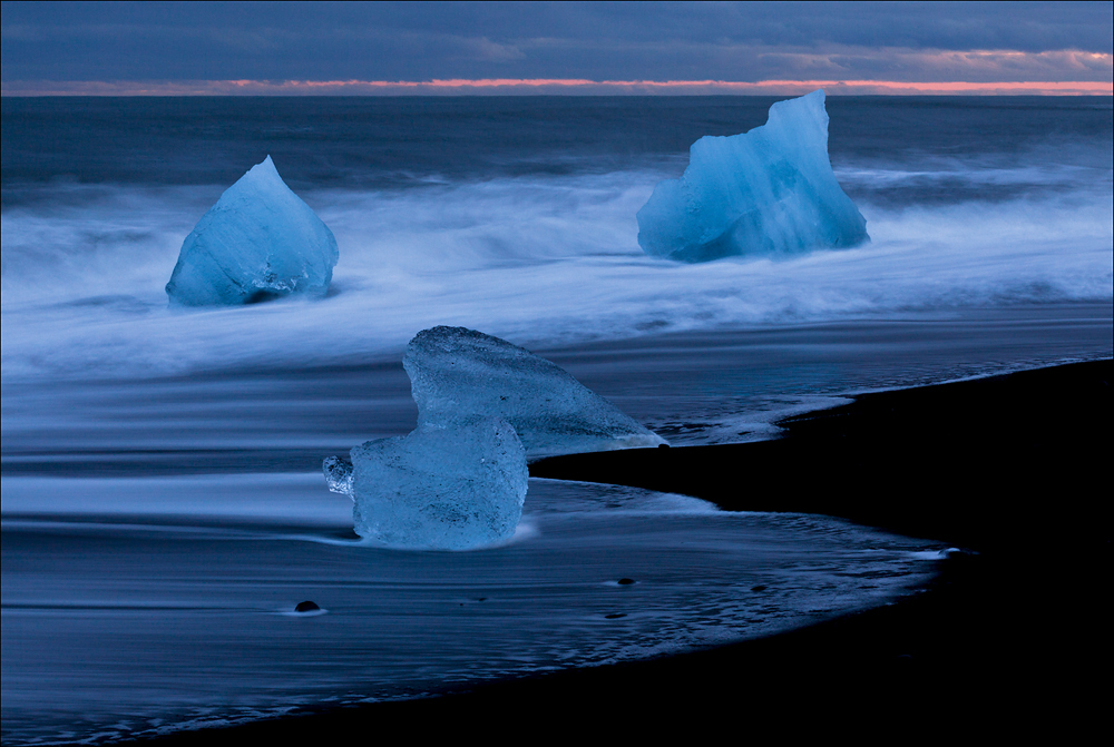 am Eisstrand von Island von Dieter Sc. 