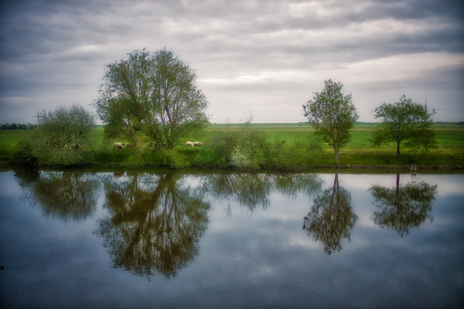 am Ems-Seitenkanal.....