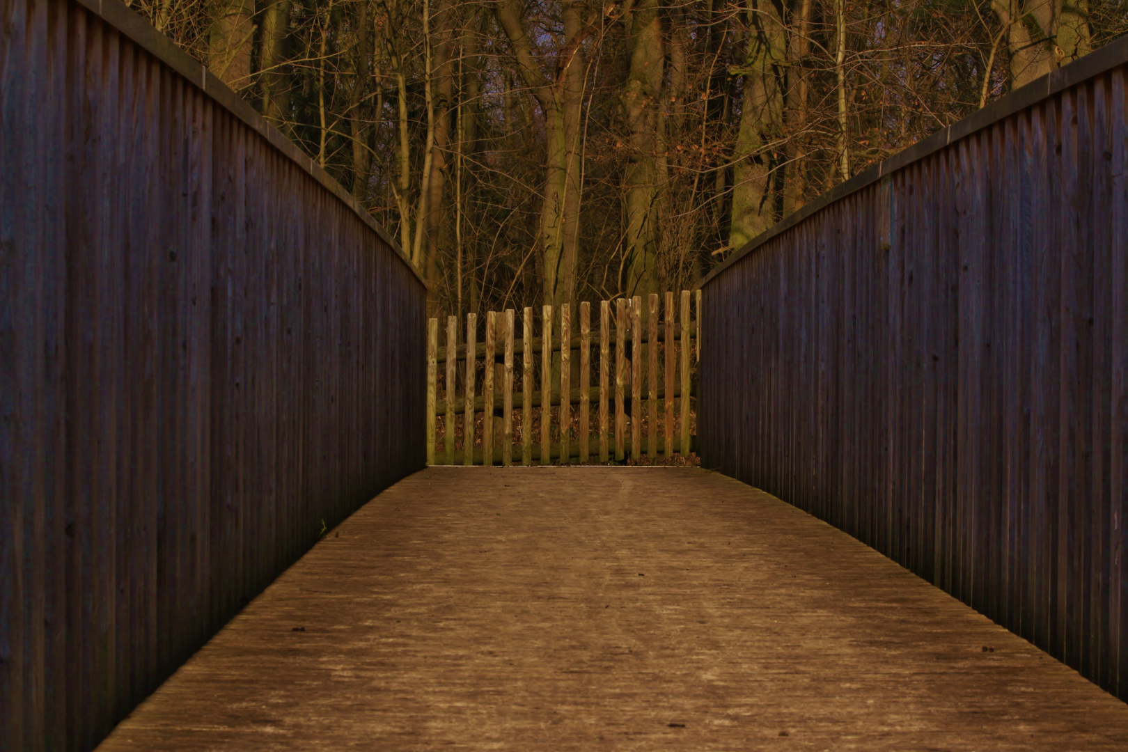 ...am Ende der Brücke...