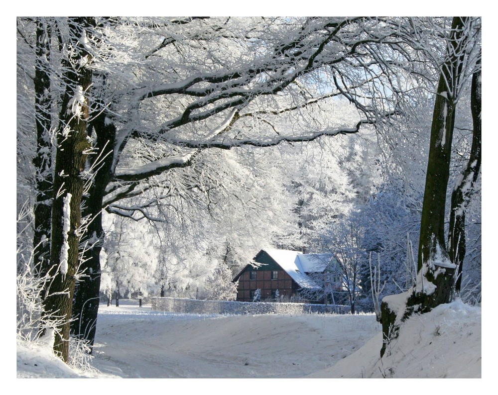 Am Ende der Strasse steht ein Haus am .....