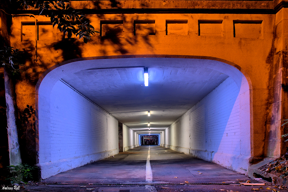 Am Ende des Tunnel wird es dunkel...