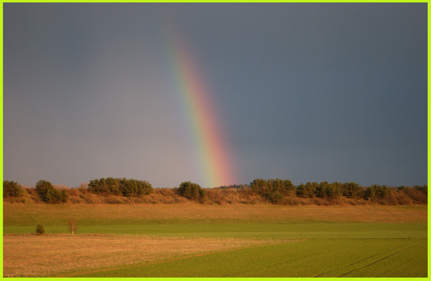 Am Ende eines Regenbogens... Foto & Bild regenbögen, wetter, natur Bilder auf