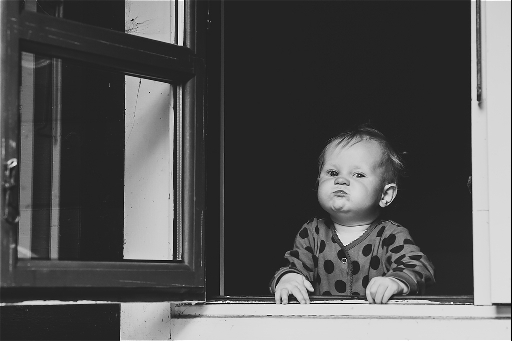 &hellip;am Fenster&hellip; Foto &amp; Bild kinder, babies, menschen