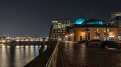 Am Fischmarkt bei Nacht