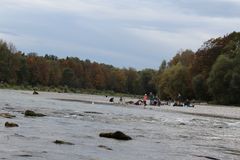 Am Fluss Isar in München