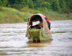 am fluß, laos 2010