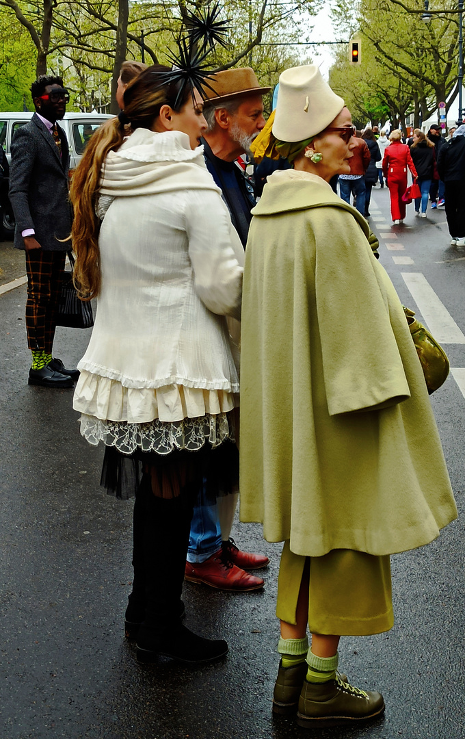 Am FRAUENTAG.... 