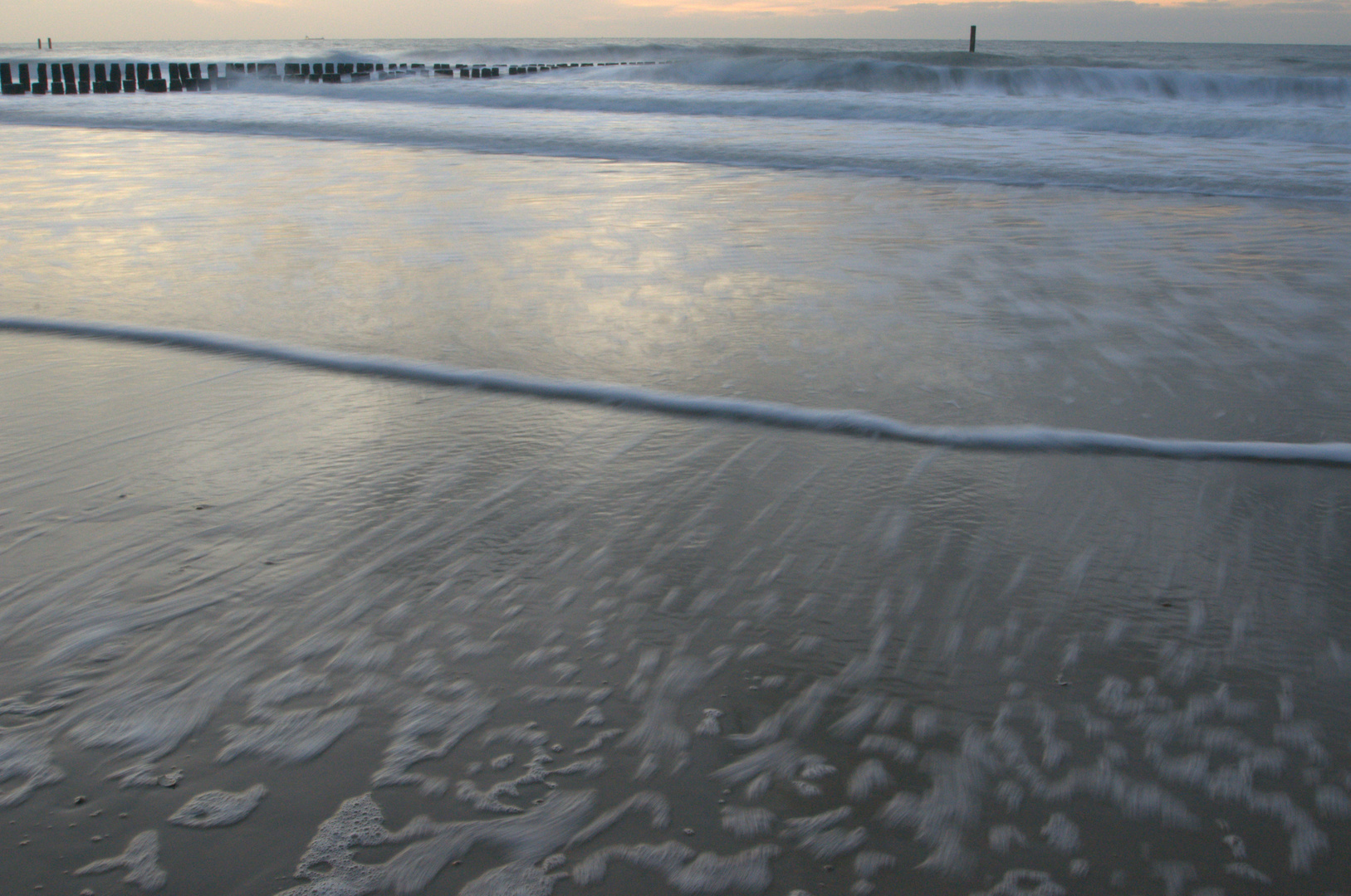 Am frühen Abend am Strand