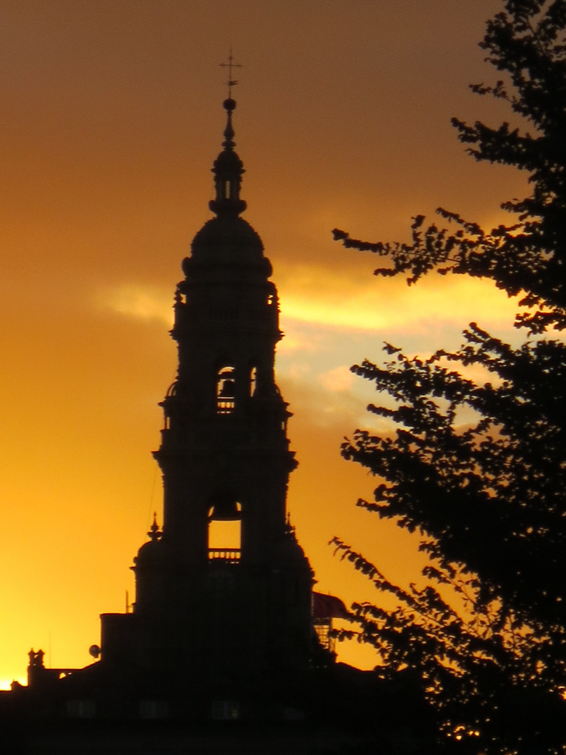 Am frühen Morgen - Teil der Kathedrale in Santiago de Campostela