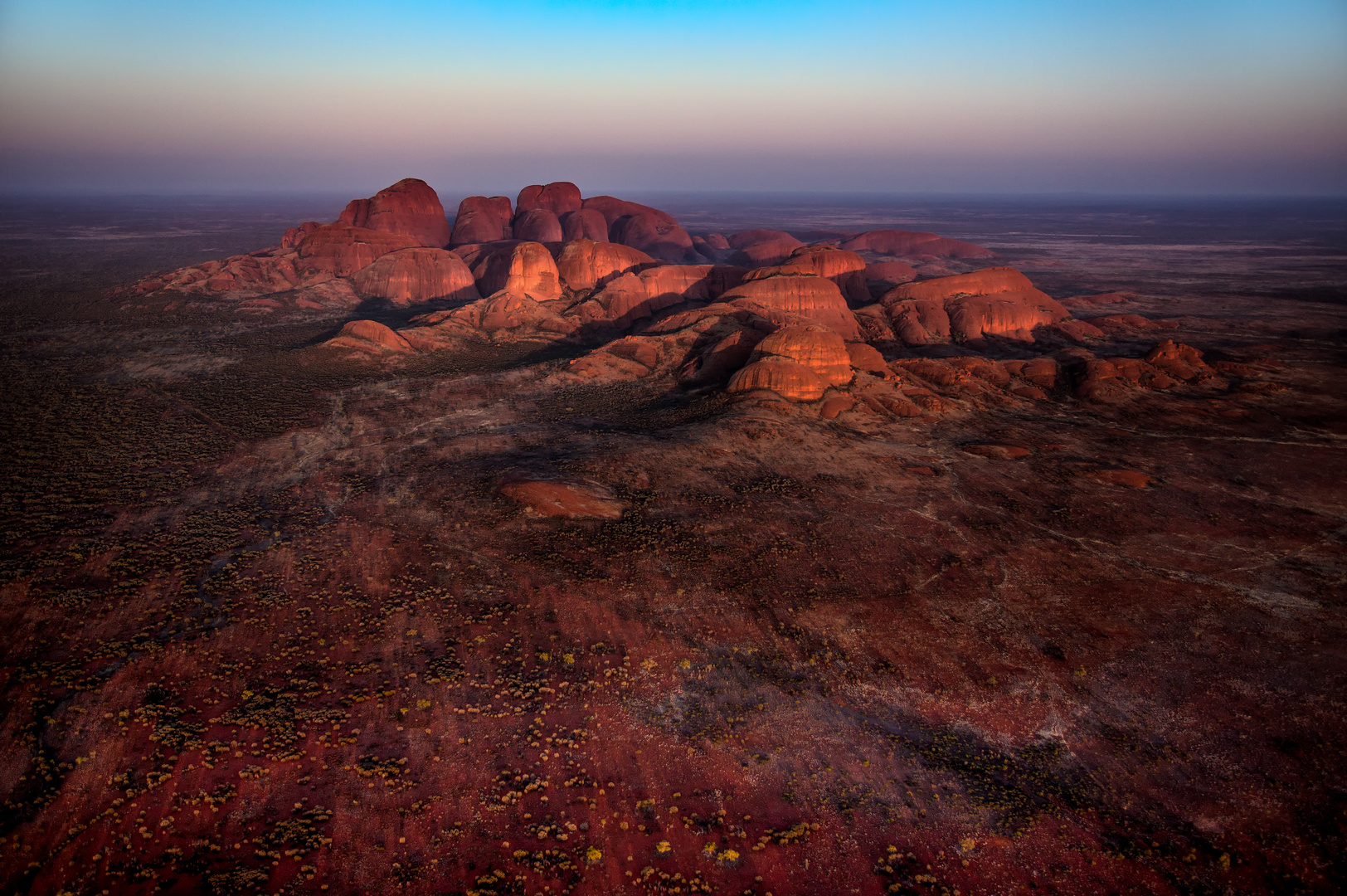 Am frühen Morgen über Kata Tjuta