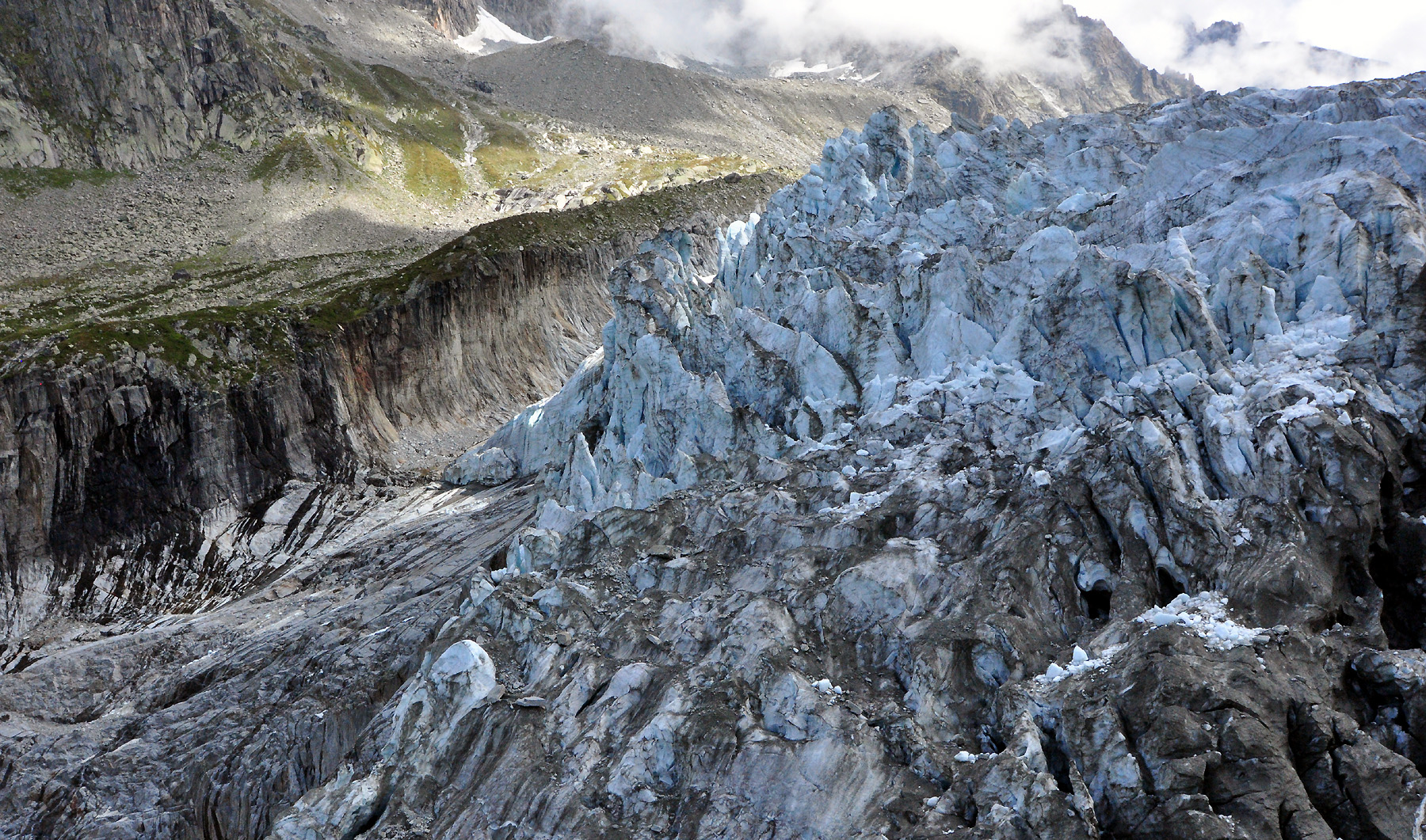 Am Fuß des Glacier d'Argentiere