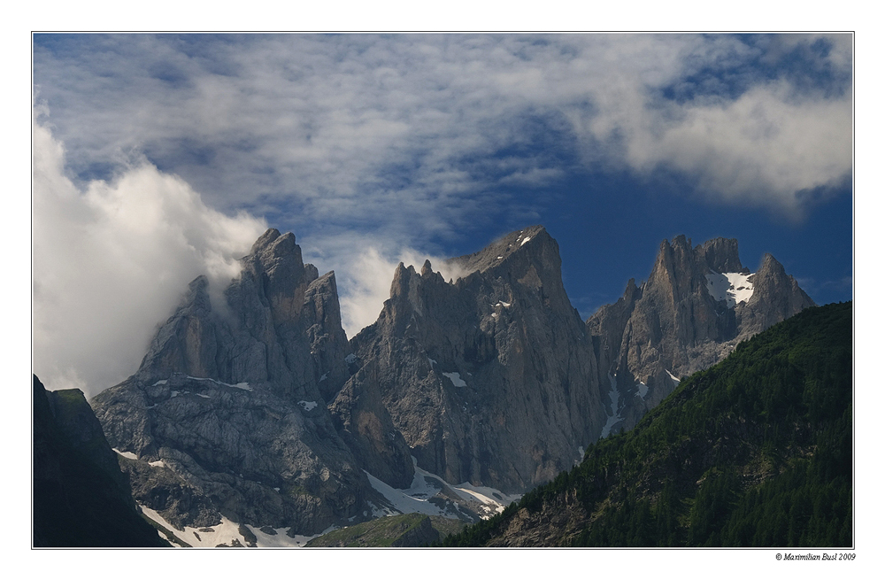 Am Fuß des Passo San Pellegrino