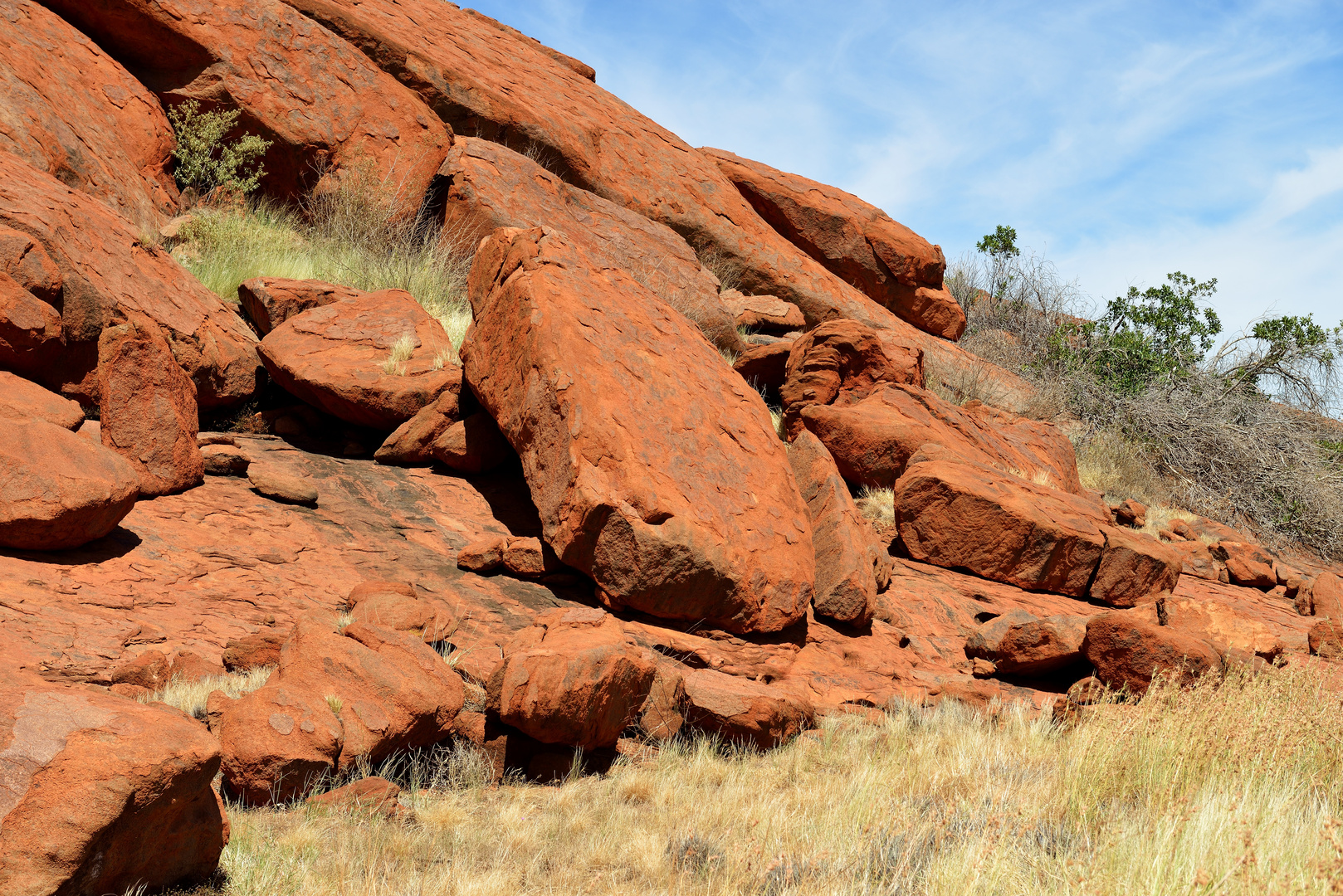 Am Fuß des Uluru 1