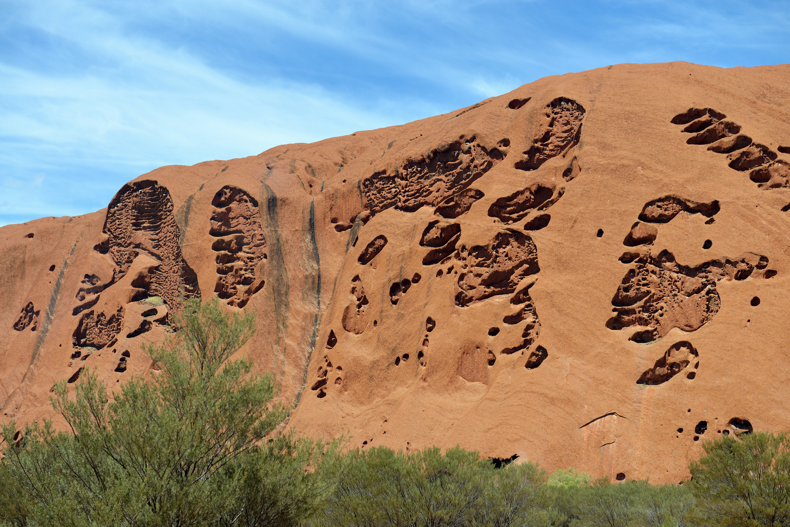 Am Fuß des Uluru 2