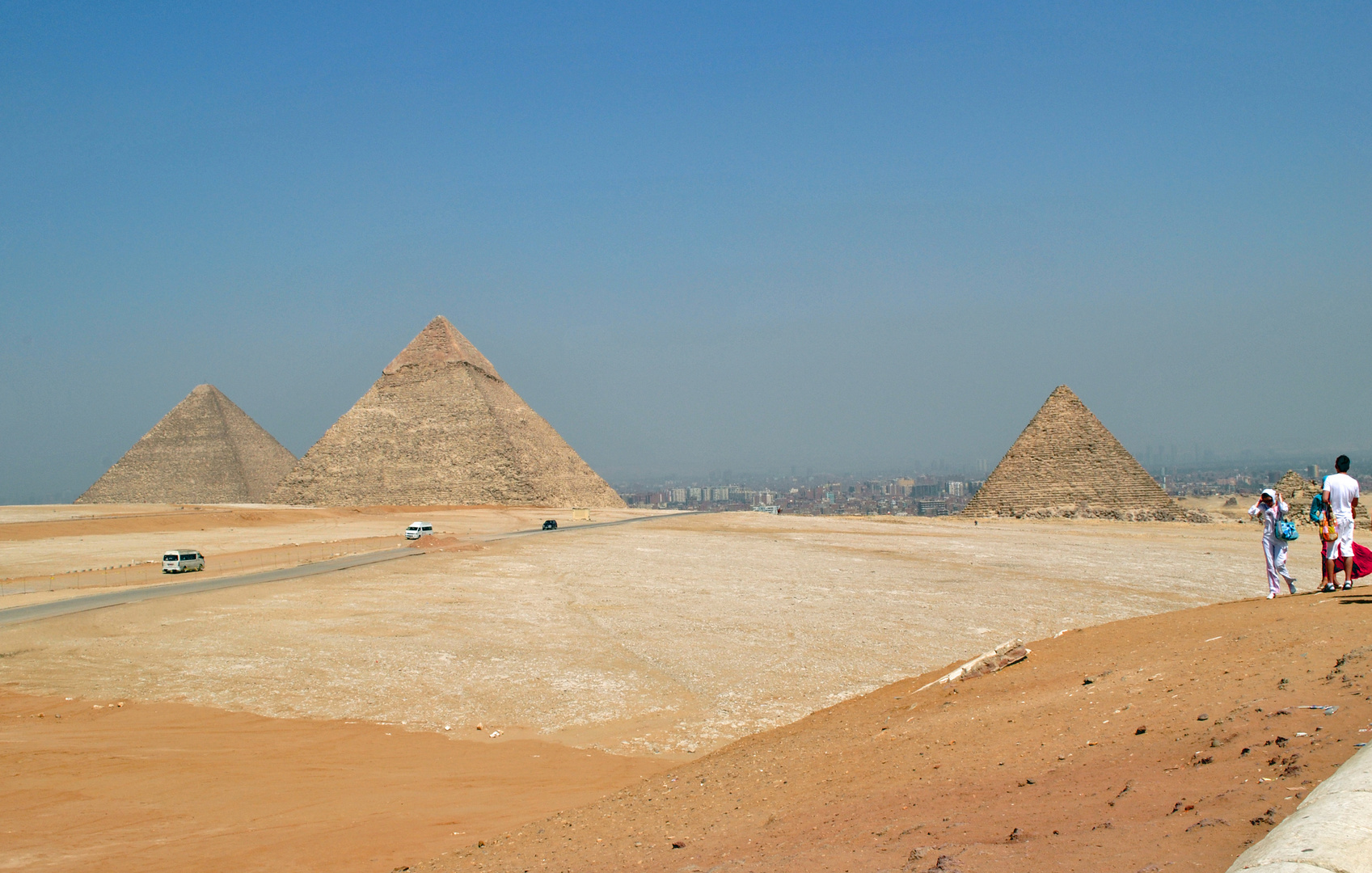 Am Fuße der Pyramiden 2