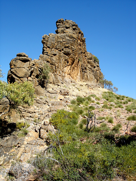 Am Fusse des heiligen Felsens