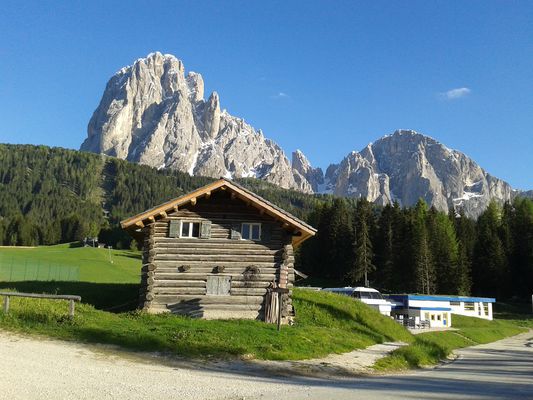 Am Fuße des Langkofels