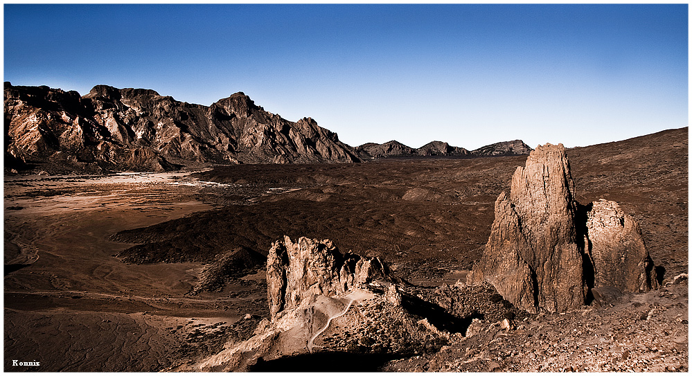 am Fuße des Teide