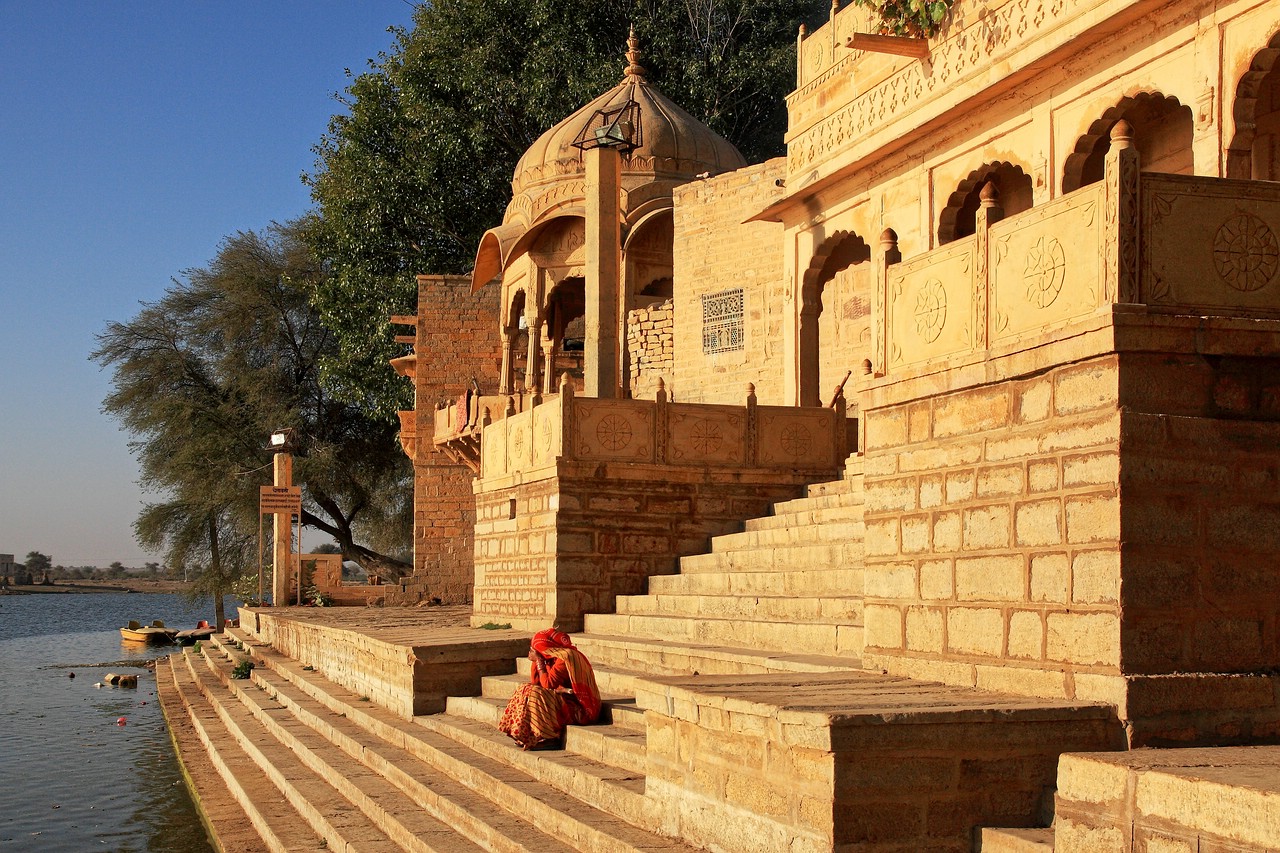 Am Gadi Sagar See bei Jaisalmer