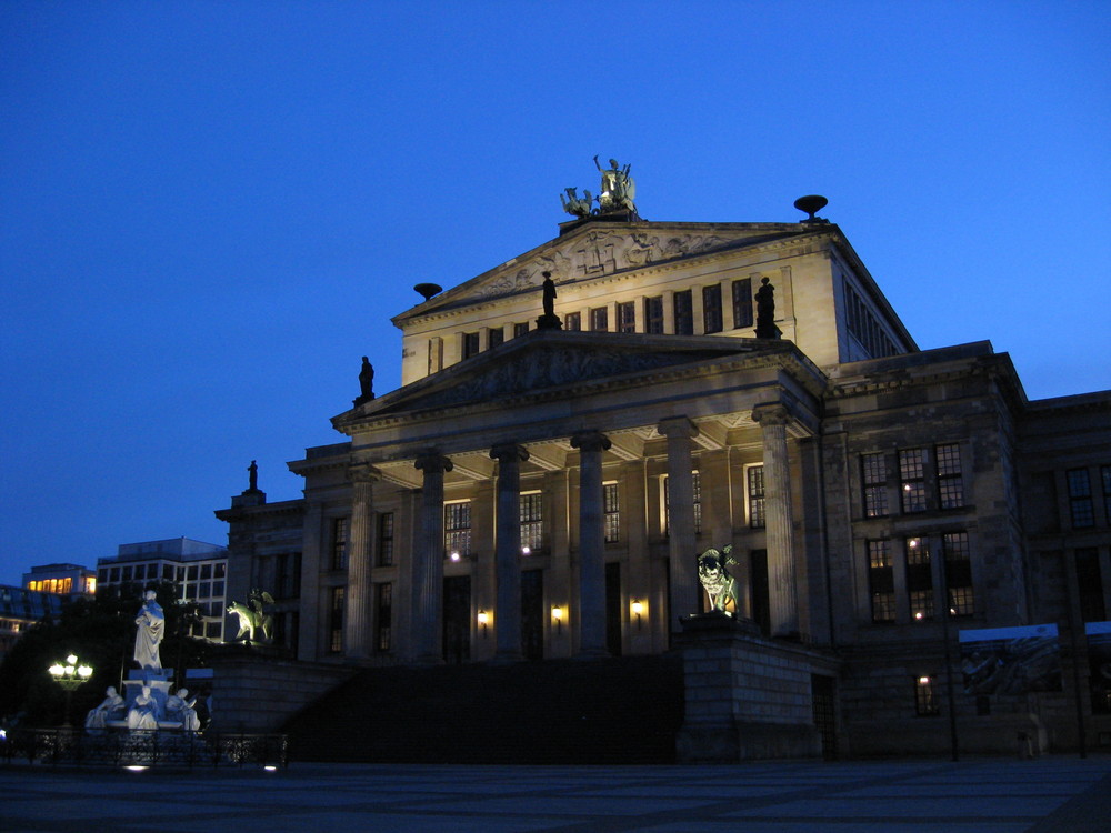 Am Gendarmenmarkt