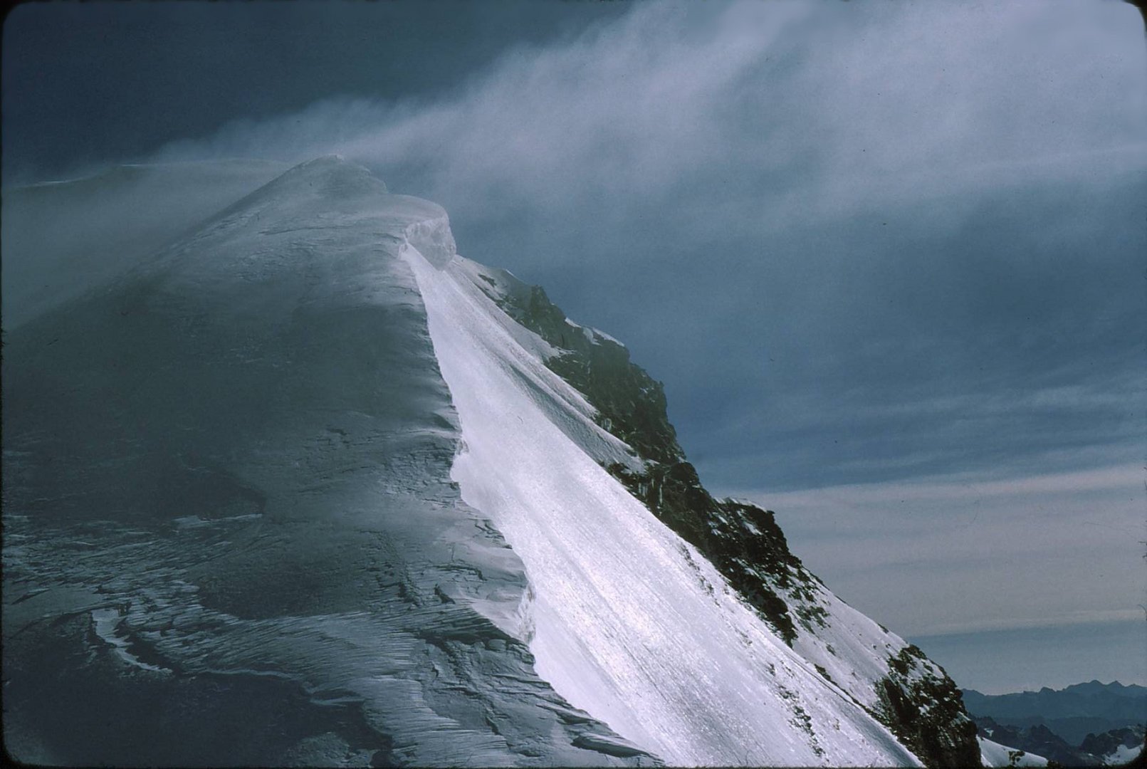 am Gipfelgrat des Grand Combin 4314 M. ü. M.