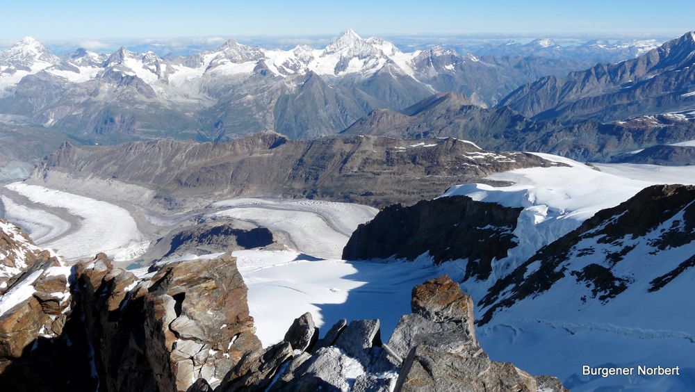 Am Gipfelgrat zur Dufourspitze.