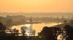 Am goldenen Fluss