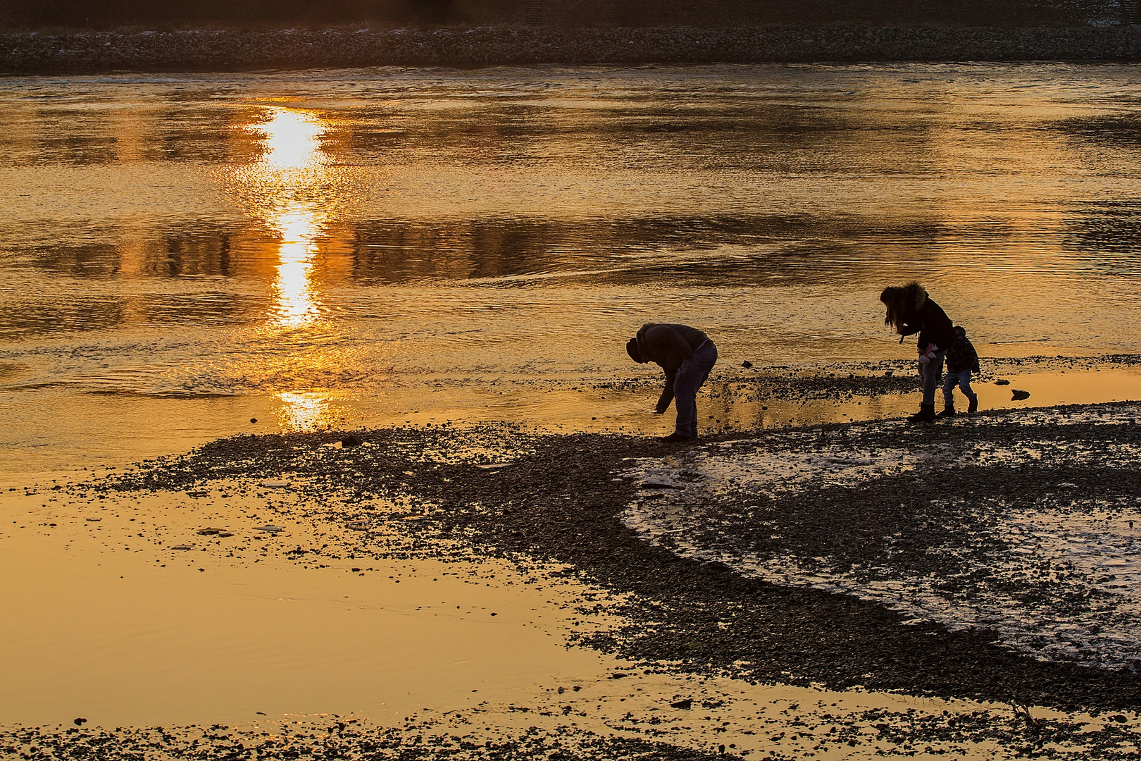 Am goldenen Fluss