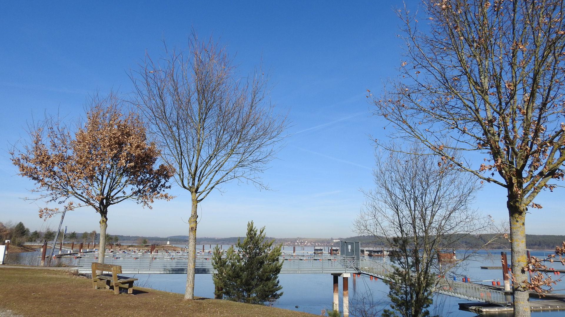 am großen Brombachsee  