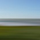 Am grünen Strand mit Blick auf die Nordsee