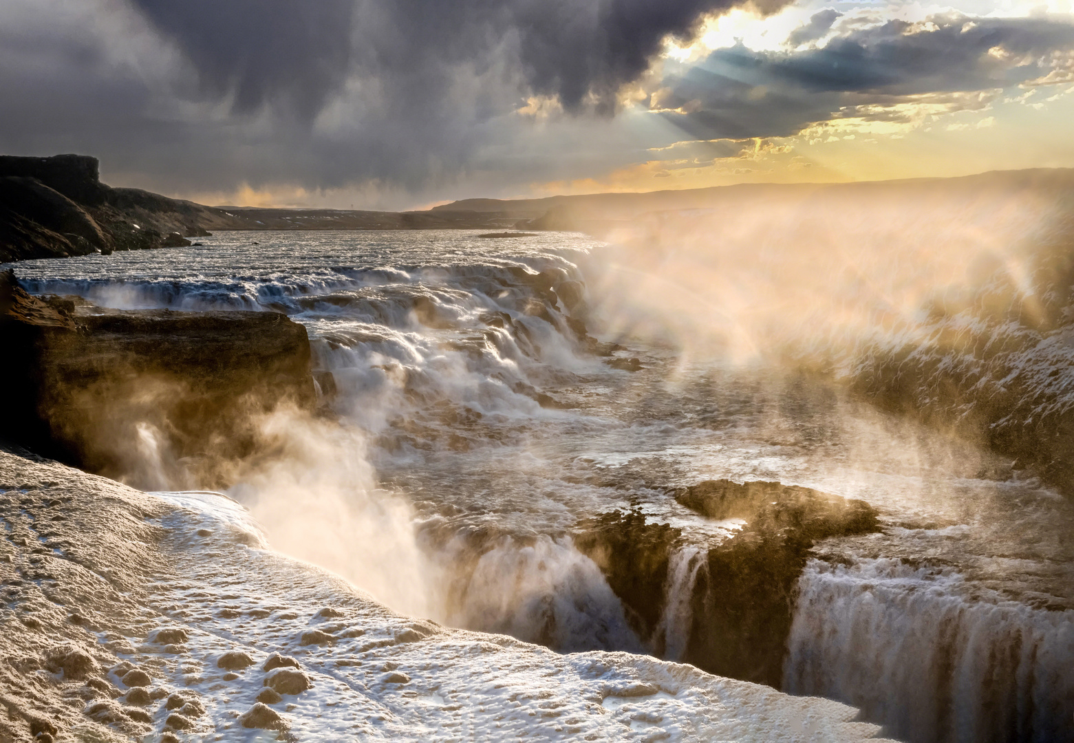 Am Gullfoss