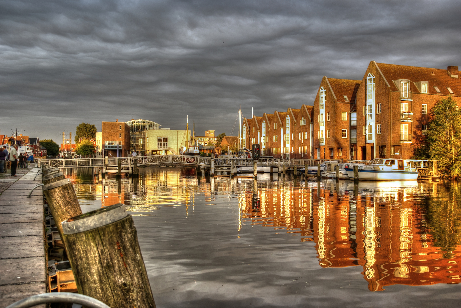 am Hafen von Husum