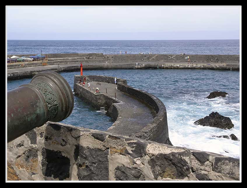 Am Hafen von Puerto 1